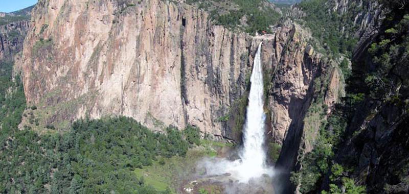 Cascada Piedra Bolada